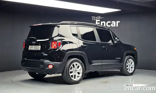 Jeep Renegade 2017 2.4 автомат (гидро), миниатюра 2