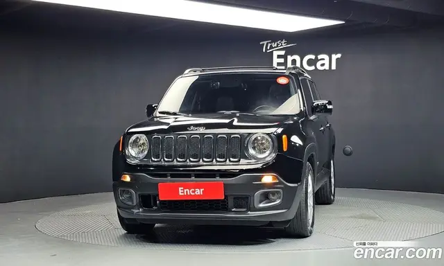 Jeep Renegade 2017 2.4 автомат (гидро), миниатюра 3