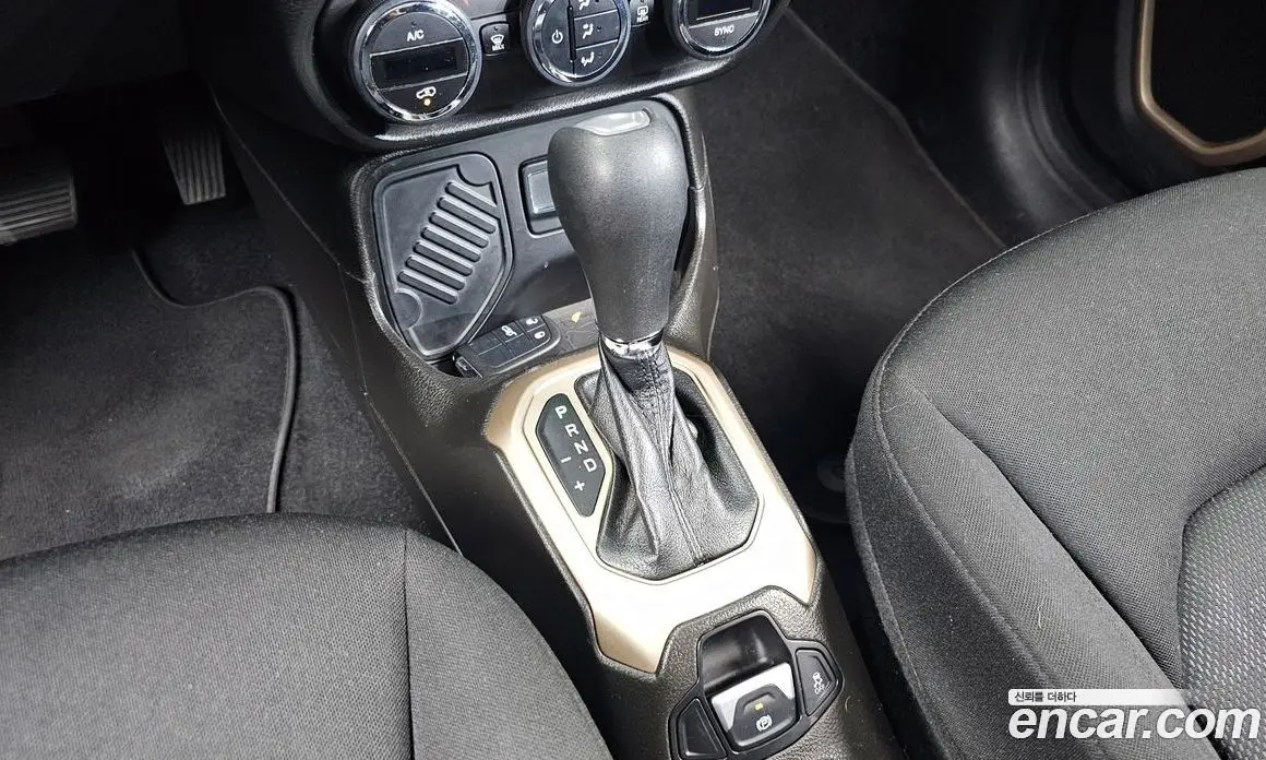 Jeep Renegade 2017 2.4 автомат (гидро), фото 9