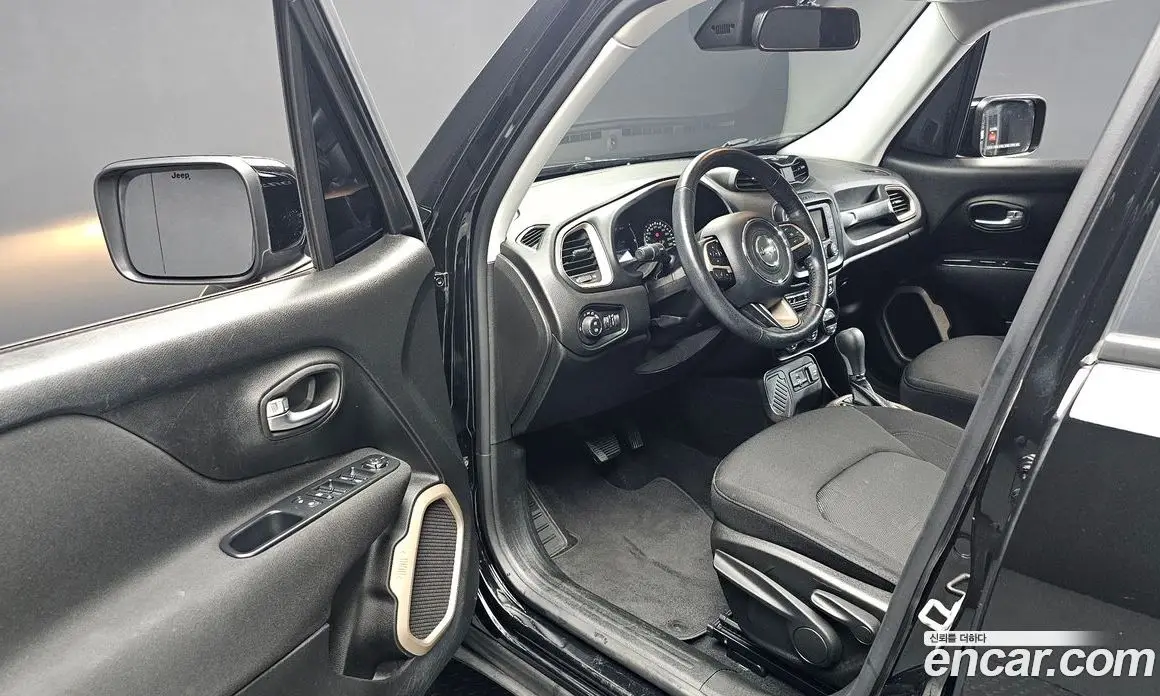 Jeep Renegade 2017 2.4 автомат (гидро), фото 10