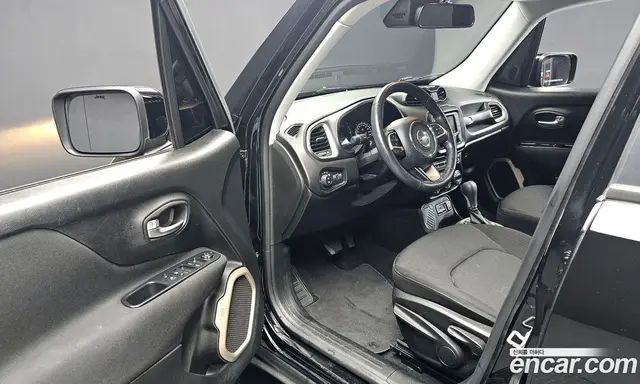 Jeep Renegade 2017 2.4 автомат (гидро), миниатюра 10