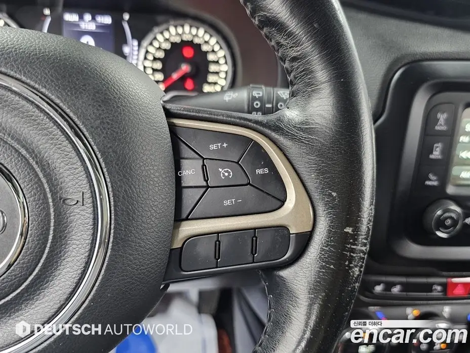Jeep Renegade 2017 2.4 автомат (гидро), фото 17