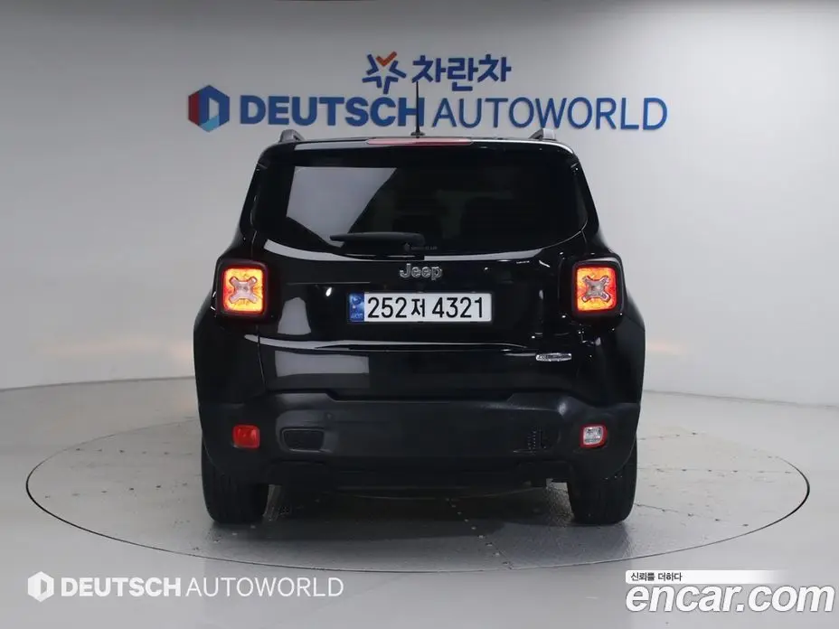 Jeep Renegade 2017 2.4 автомат (гидро), фото 4