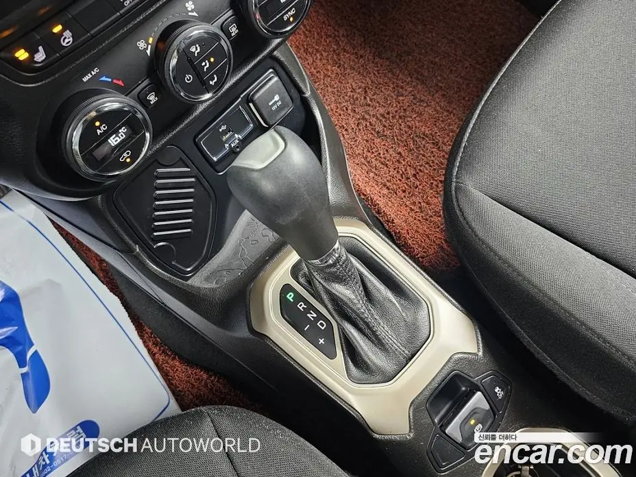 Jeep Renegade 2017 2.4 автомат (гидро), фото 9