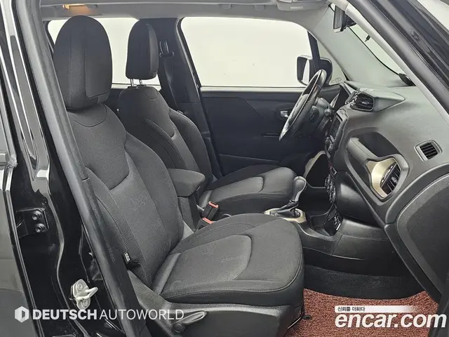 Jeep Renegade 2017 2.4 автомат (гидро), миниатюра 10