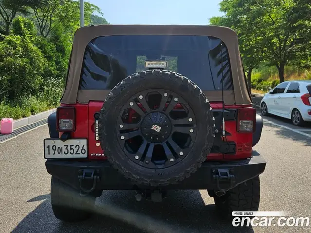 Jeep Wrangler 2010 2.8 автомат (гидро), миниатюра 4