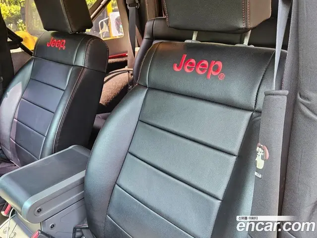 Jeep Wrangler 2010 2.8 автомат (гидро), миниатюра 8