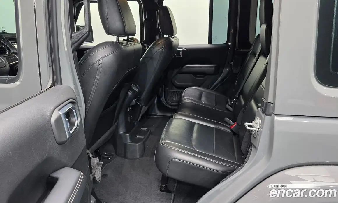 Jeep Wrangler 2021 2.0 автомат (гидро), фото 18