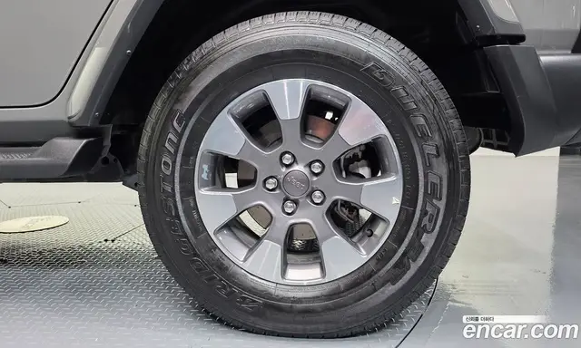 Jeep Wrangler 2021 2.0 автомат (гидро), миниатюра 7