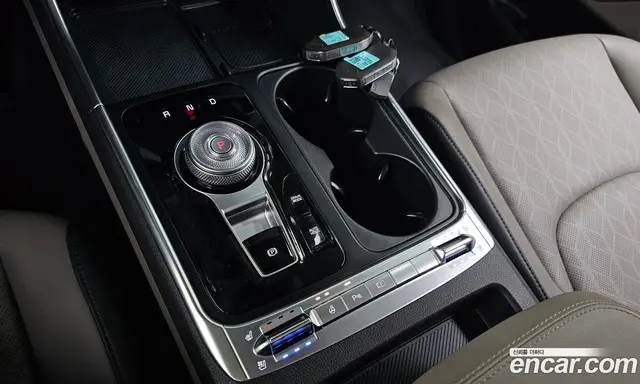 Kia Carnival 2024 1.6 автомат (гидро), миниатюра 11