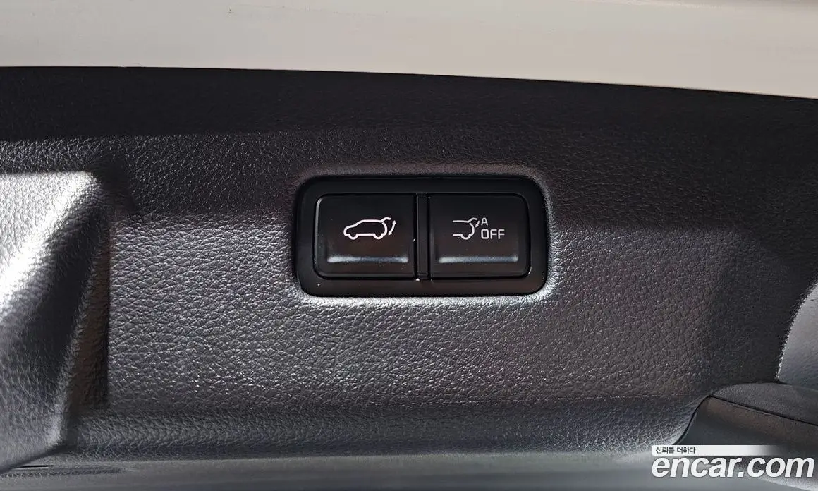 Kia Carnival 2024 1.6 автомат (гидро), фото 32
