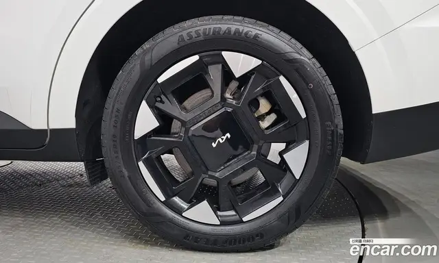 Kia Carnival 2024 1.6 автомат (гидро), миниатюра 6