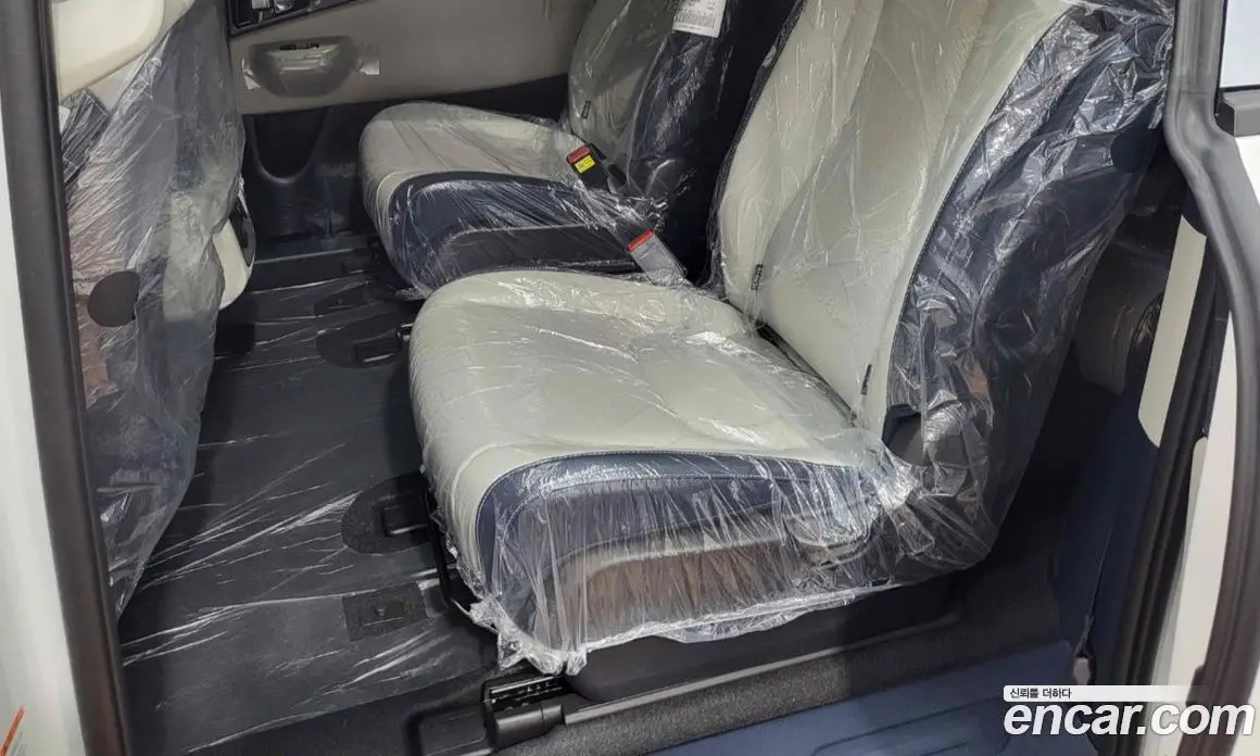 Kia Carnival 2026 1.6 автомат (гидро), фото 5