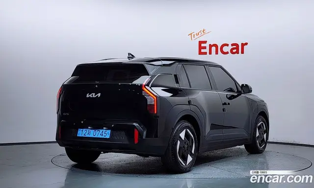 Kia EV3 2025 0.2 автомат (гидро), миниатюра 2
