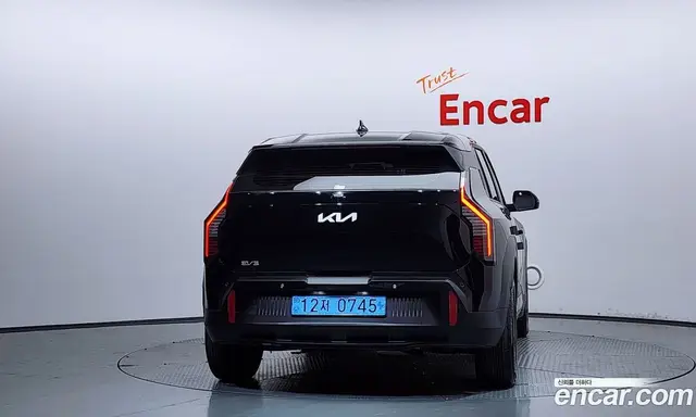 Kia EV3 2025 0.2 автомат (гидро), миниатюра 4