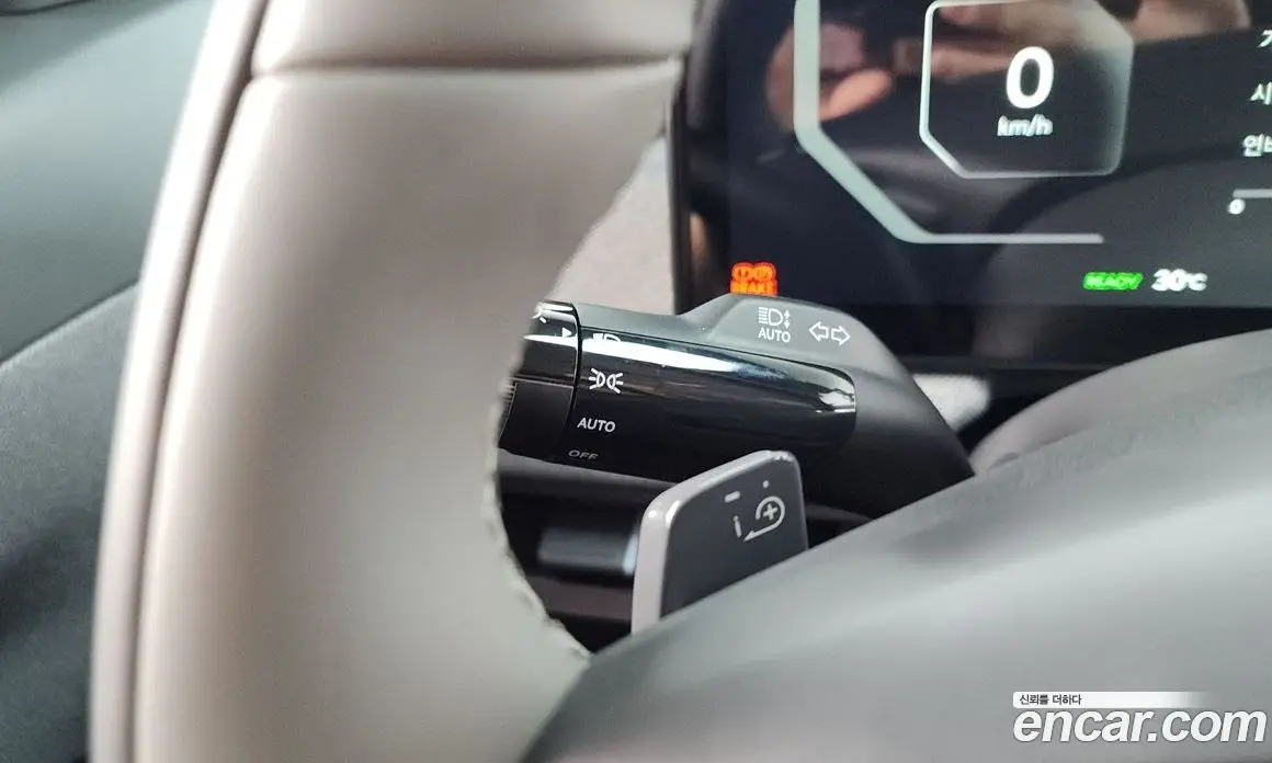 Kia EV3 2025 0.2 автомат (гидро), фото 32