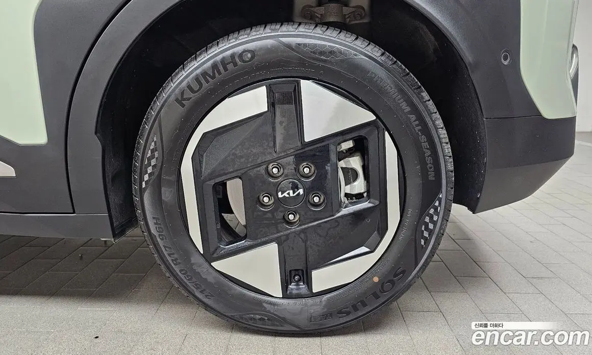 Kia EV3 2025 0.2 автомат (гидро), фото 7