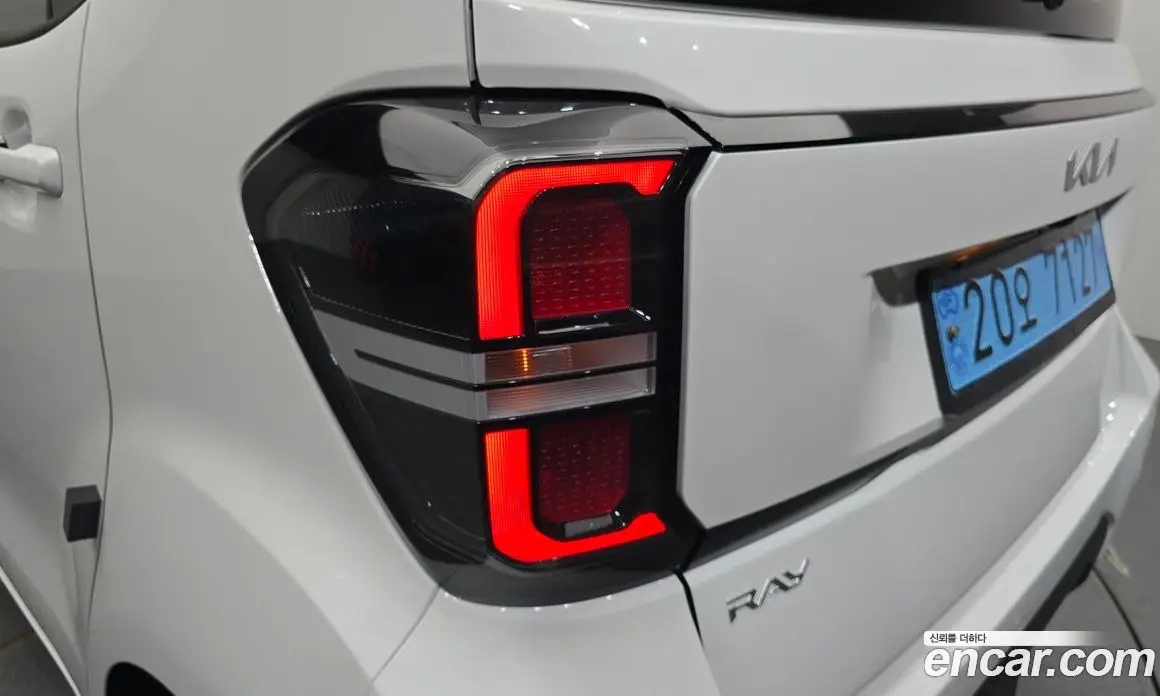 Kia Ray 2023 0.1 автомат (гидро), фото 9