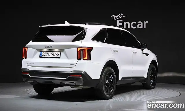 Kia Sorento 2024 1.6 автомат (гидро), миниатюра 2
