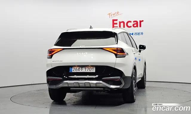 Kia Sportage 2022 1.6 автомат (гидро), миниатюра 4