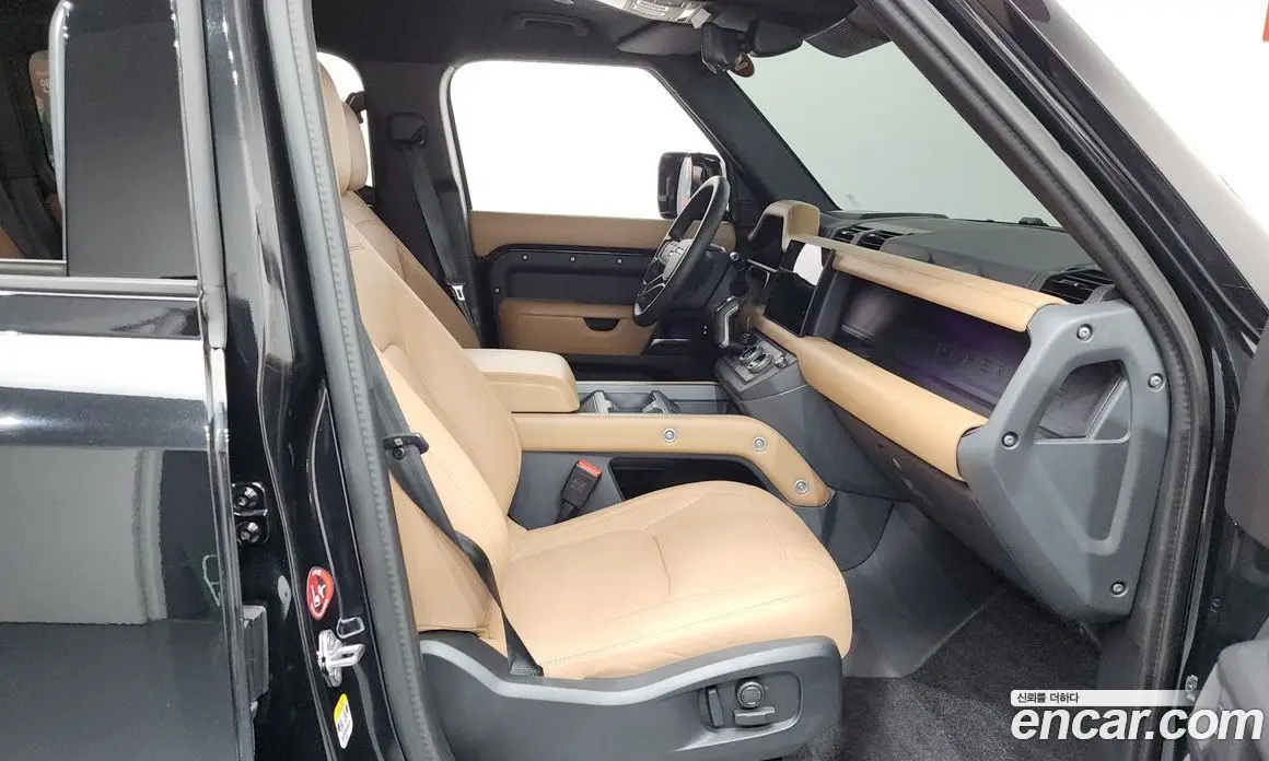 Land Rover Defender 2025 3.0 автомат (гидро), фото 16