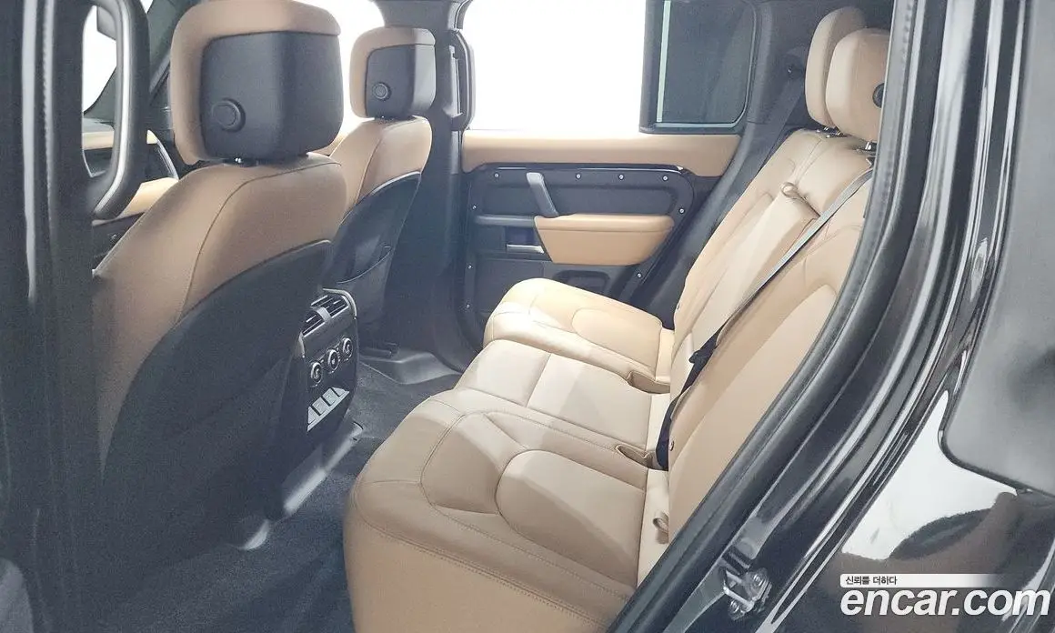 Land Rover Defender 2025 3.0 автомат (гидро), фото 17