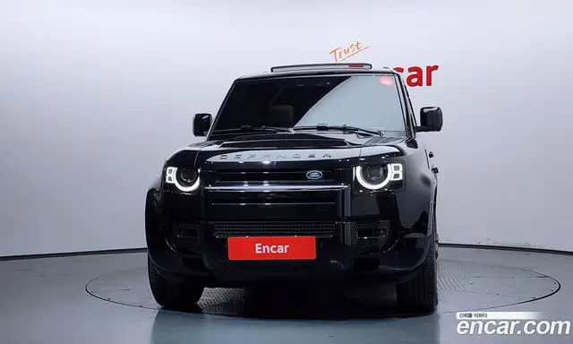 Land Rover Defender 2025 3.0 автомат (гидро), миниатюра 3