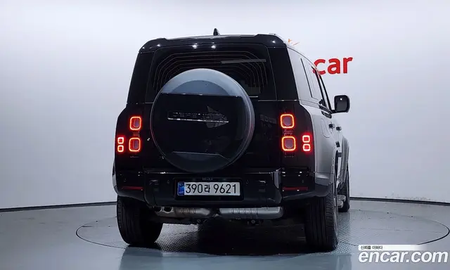 Land Rover Defender 2025 3.0 автомат (гидро), миниатюра 4