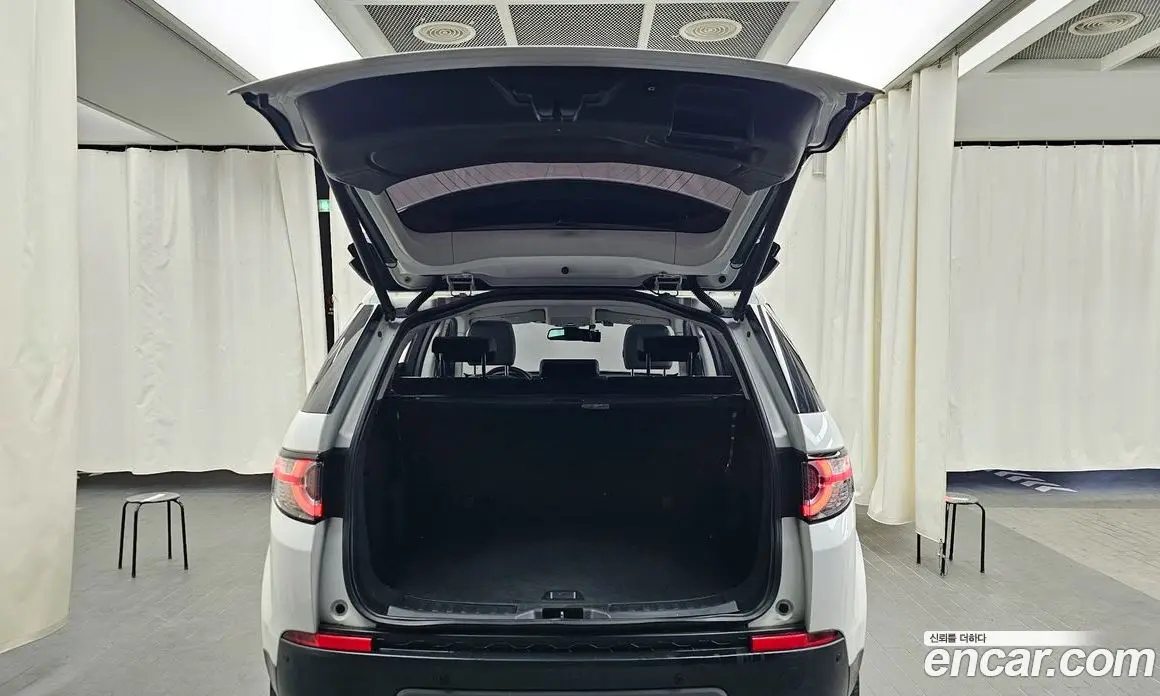 Land Rover Discovery Sport 2018 2.0 автомат (гидро), фото 20