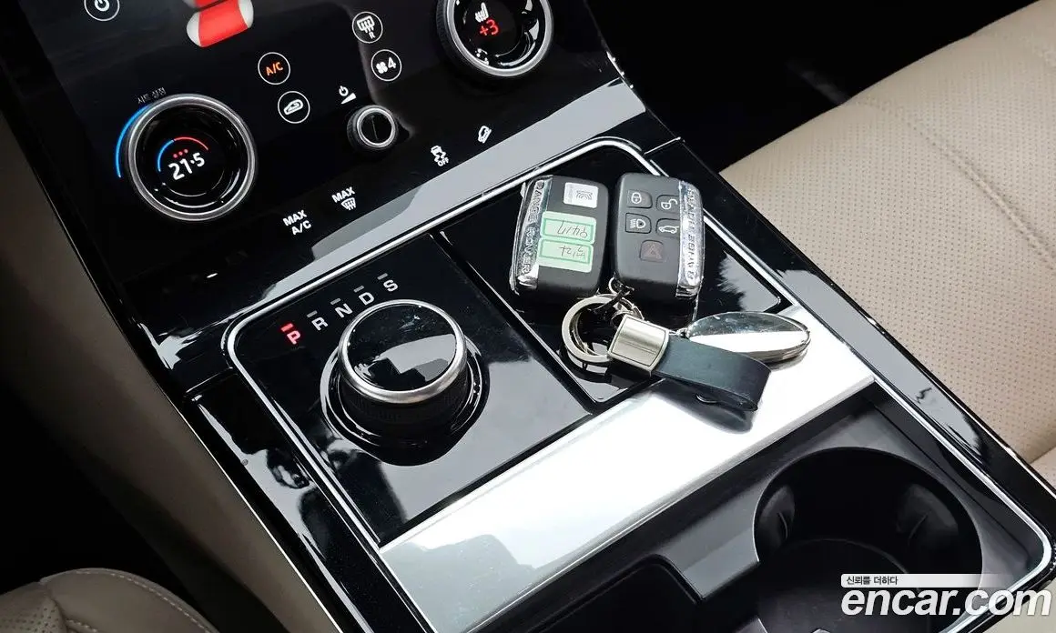 Land Rover Range Rover Velar 2018 2.0 автомат (гидро), фото 9