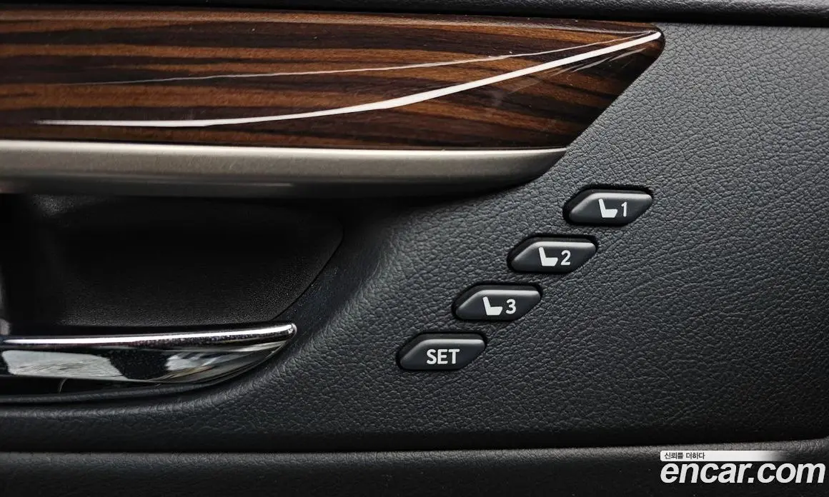 Lexus ES 2016 2.5 автомат (гидро), фото 23 Lexus ES 2016 2.5 автомат (гидро), фото 23