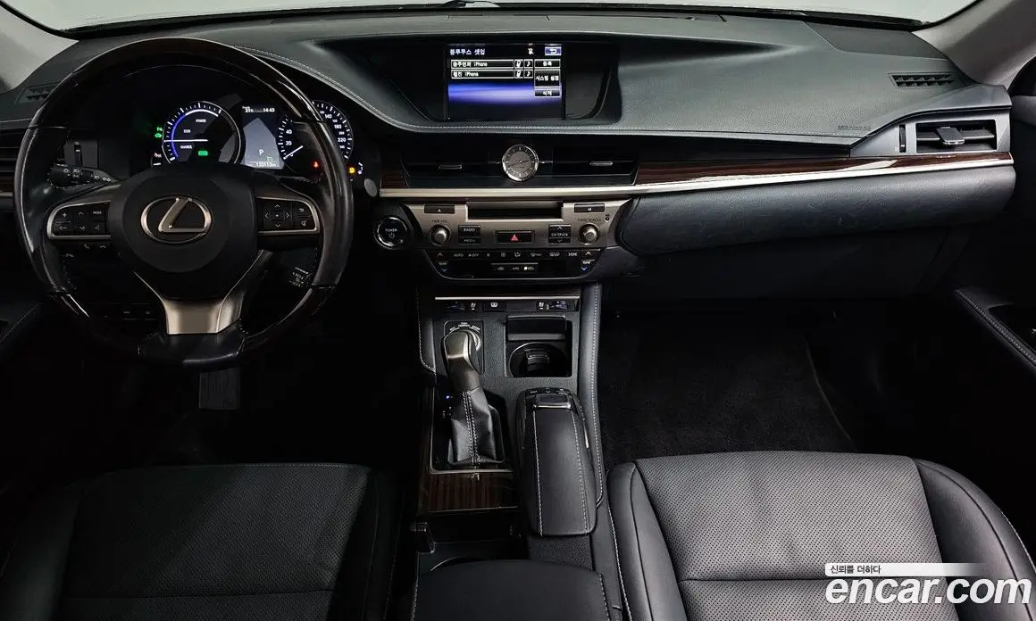 Lexus ES 2016 2.5 автомат (гидро), фото 9 Lexus ES 2016 2.5 автомат (гидро), фото 9