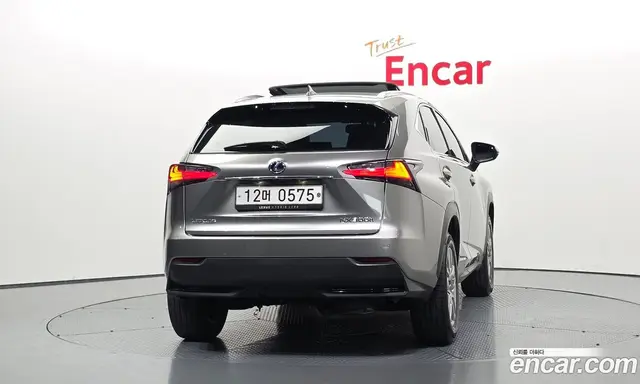 Lexus NX 2015 2.5 автомат (гидро), миниатюра 4 Lexus NX 2015 2.5 автомат (гидро), миниатюра 4