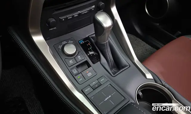 Lexus NX 2015 2.5 автомат (гидро), миниатюра 9 Lexus NX 2015 2.5 автомат (гидро), миниатюра 9