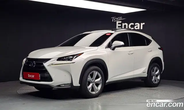 Lexus NX 2016 2.5 автомат (гидро), миниатюра 1 Lexus NX 2016 2.5 автомат (гидро), миниатюра 1