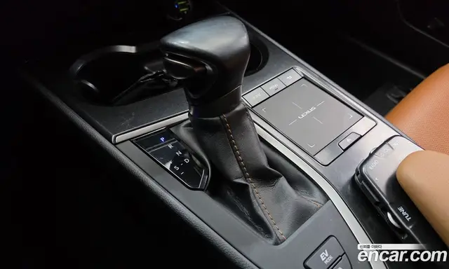 Lexus UX 2021 2.0 автомат (гидро), миниатюра 12