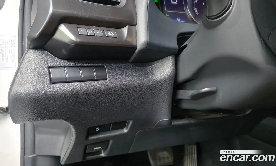 Lexus UX 2021 2.0 автомат (гидро), фото 20 Lexus UX 2021 2.0 автомат (гидро), фото 20