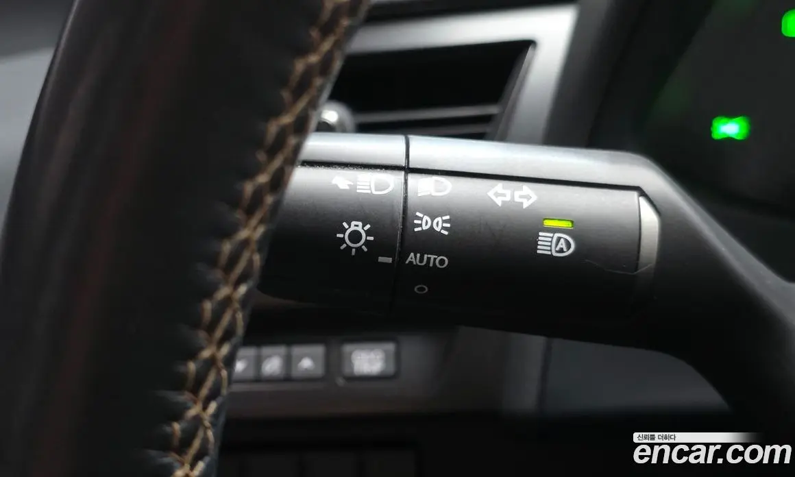 Lexus UX 2021 2.0 автомат (гидро), фото 21 Lexus UX 2021 2.0 автомат (гидро), фото 21