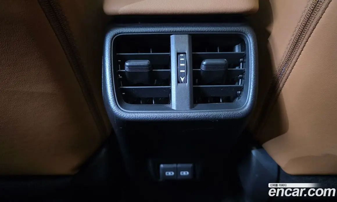 Lexus UX 2021 2.0 автомат (гидро), фото 26 Lexus UX 2021 2.0 автомат (гидро), фото 26
