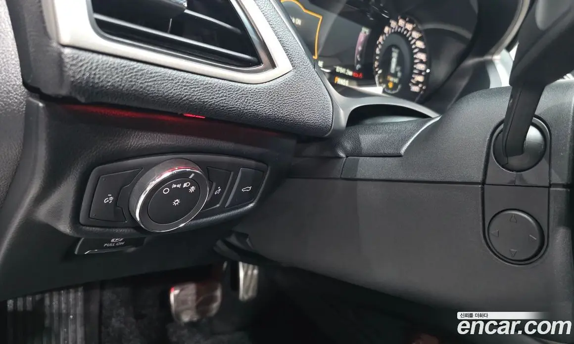 Lincoln MKZ 2017 2.0 автомат (гидро), фото 27 Lincoln MKZ 2017 2.0 автомат (гидро), фото 27
