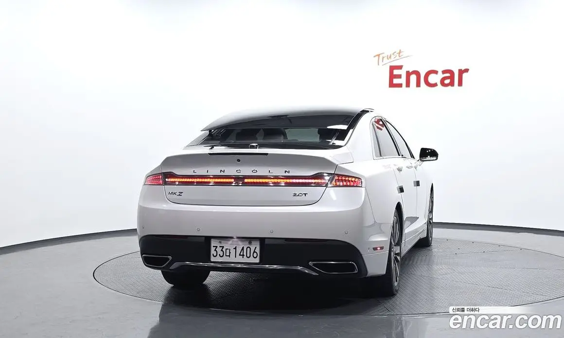 Lincoln MKZ 2017 2.0 автомат (гидро), фото 4 Lincoln MKZ 2017 2.0 автомат (гидро), фото 4