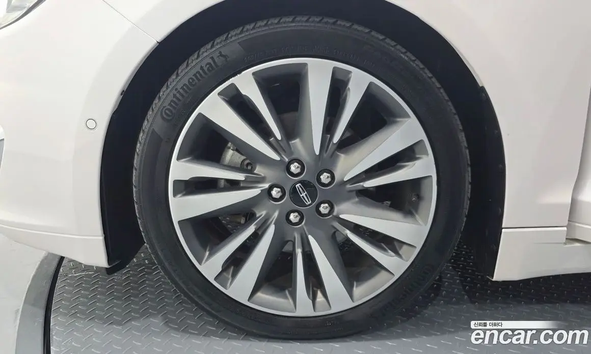 Lincoln MKZ 2017 2.0 автомат (гидро), фото 5 Lincoln MKZ 2017 2.0 автомат (гидро), фото 5