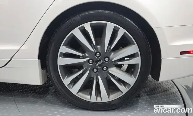 Lincoln MKZ 2017 2.0 автомат (гидро), миниатюра 7 Lincoln MKZ 2017 2.0 автомат (гидро), миниатюра 7
