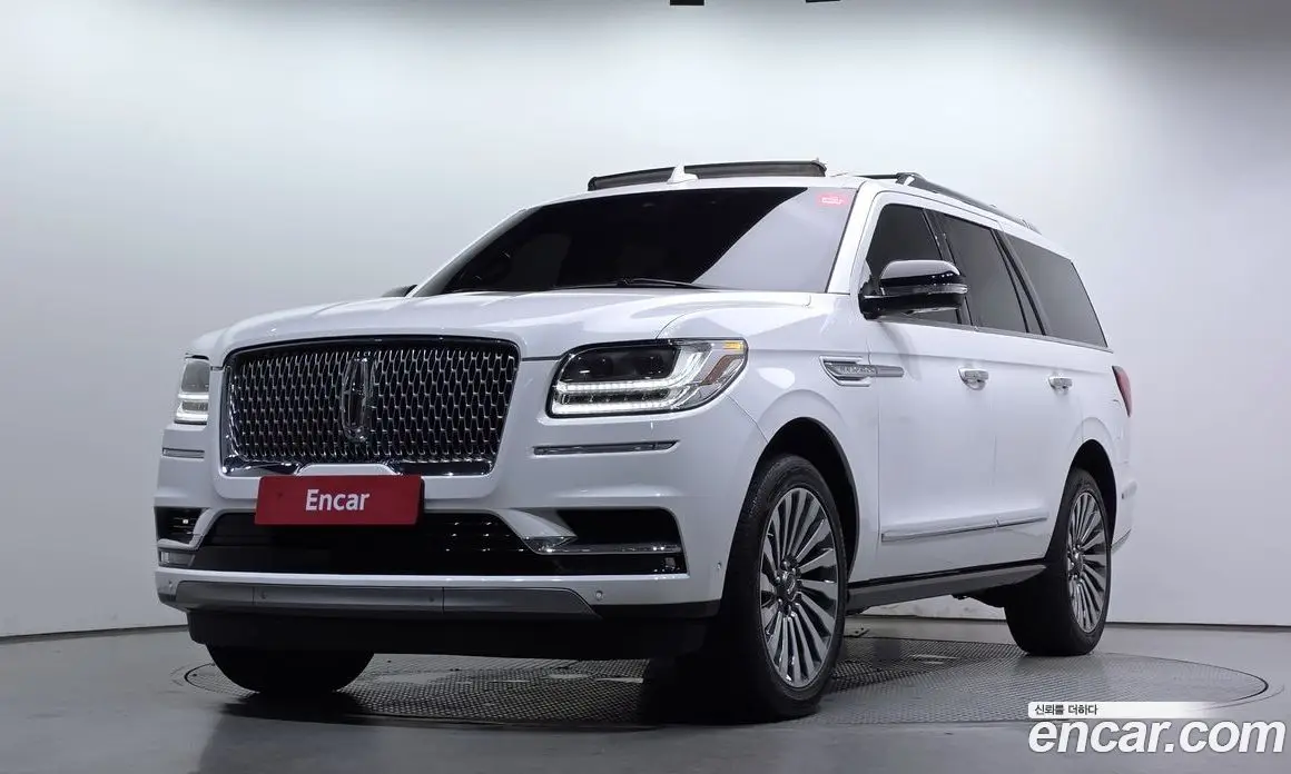 Lincoln Navigator 2021 3.5 автомат (гидро), фото 1 Lincoln Navigator 2021 3.5 автомат (гидро), фото 1
