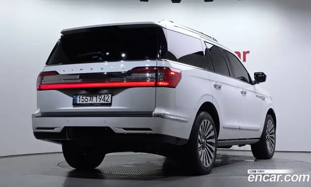 Lincoln Navigator 2021 3.5 автомат (гидро), миниатюра 2 Lincoln Navigator 2021 3.5 автомат (гидро), миниатюра 2