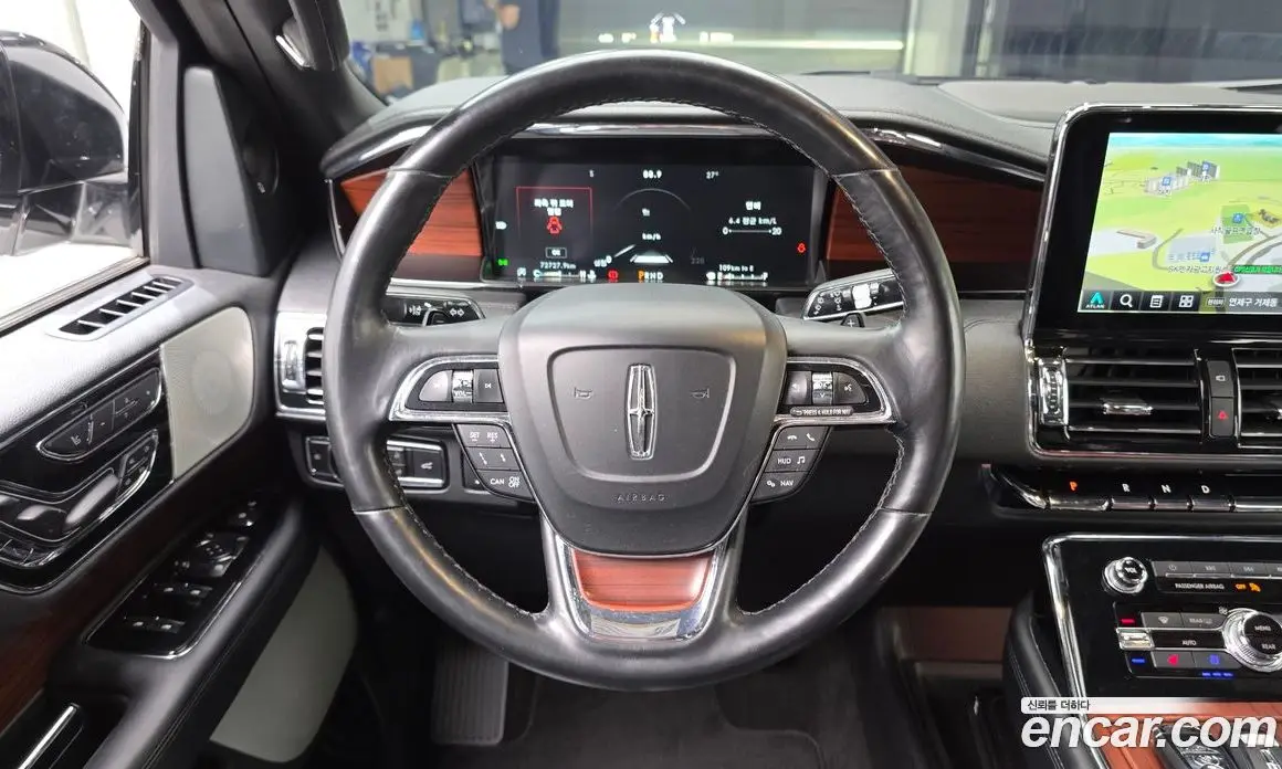 Lincoln Navigator 2021 3.5 автомат (гидро), фото 20 Lincoln Navigator 2021 3.5 автомат (гидро), фото 20