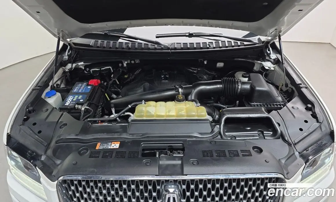 Lincoln Navigator 2021 3.5 автомат (гидро), фото 6 Lincoln Navigator 2021 3.5 автомат (гидро), фото 6