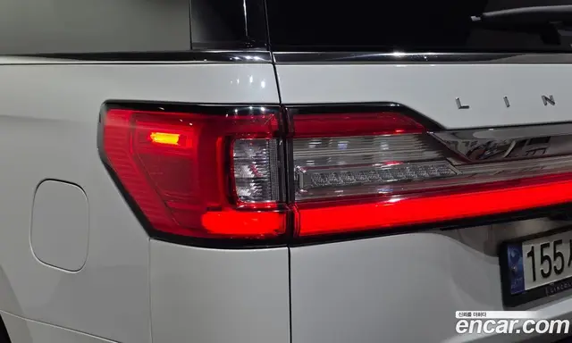 Lincoln Navigator 2021 3.5 автомат (гидро), миниатюра 9 Lincoln Navigator 2021 3.5 автомат (гидро), миниатюра 9