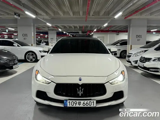 Maserati Ghibli 2017 3.0 автомат (гидро), миниатюра 1 Maserati Ghibli 2017 3.0 автомат (гидро), миниатюра 1