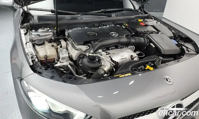 Mercedes-Benz A-Class 2022 2.0 гидро, миниатюра 6